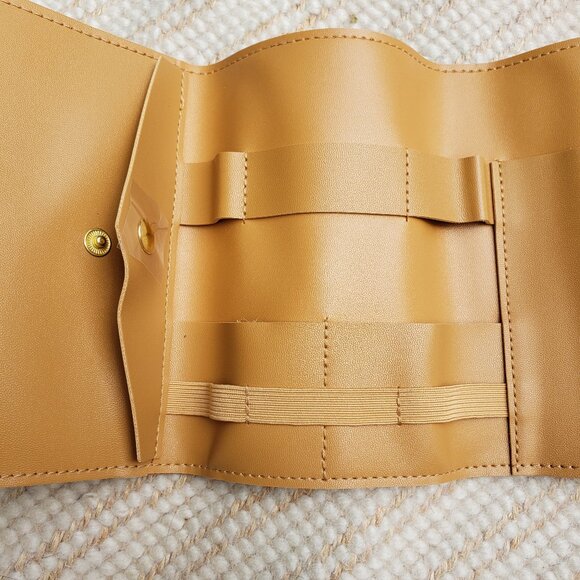 Glass Ladder & Co. Katherine Tech Organization Roll - Picture 5 of 7